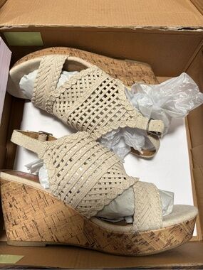 Jellypop Beige Woven Wedge Sandals Women’s Size 10 Cork Platform Boho